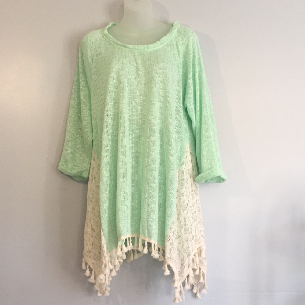 Umgee mint and cream boho top